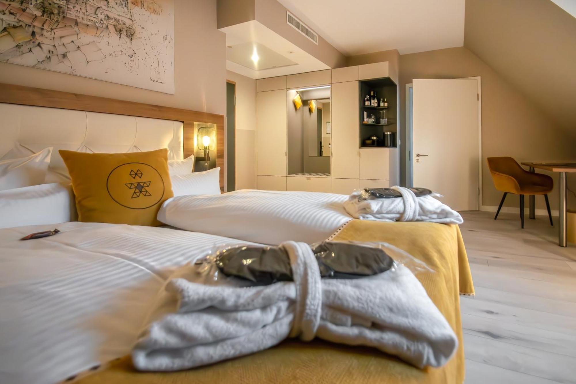 Das Kehrs - Hotel Auf Dem Petersberg エアフルト エクステリア 写真